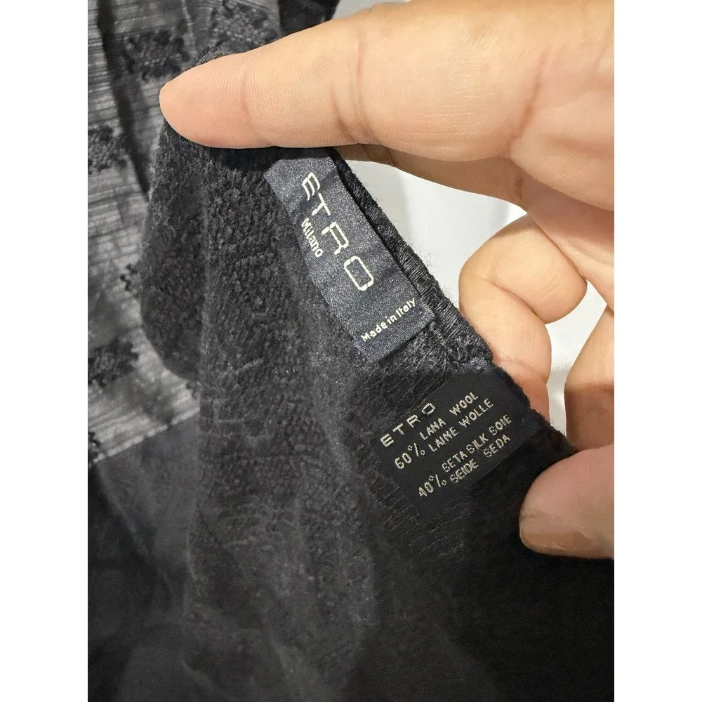 ETRO Wool Silk Scarf Black & Gray Ornamental Elegant Italy 66x27